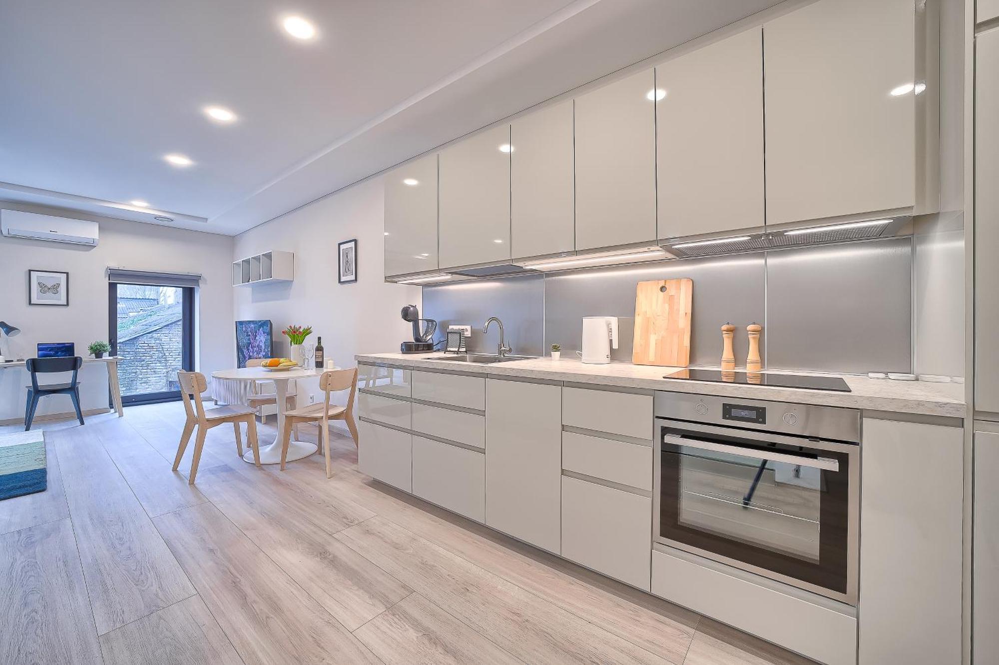 Business-Class Apartments 2 X Free Parking X Self Check In 24X7 VNO Extérieur photo