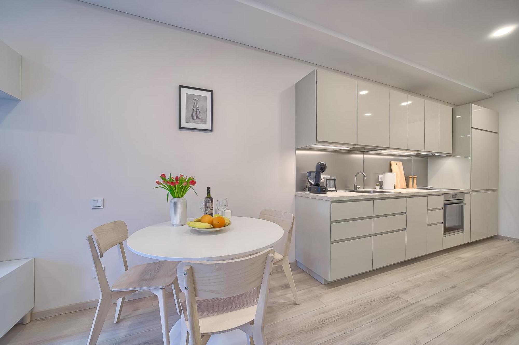 Business-Class Apartments 2 X Free Parking X Self Check In 24X7 VNO Extérieur photo